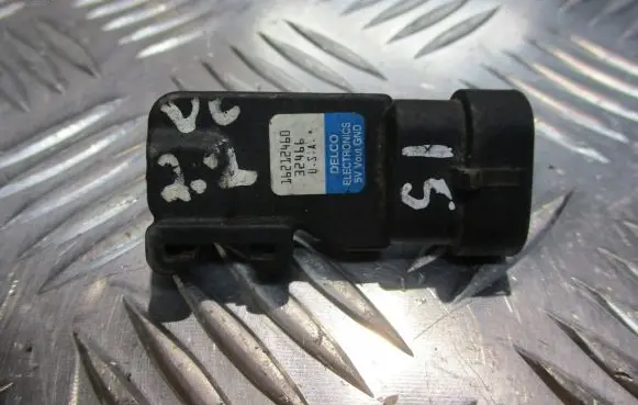 Opel Vectra C Air pressure sensor 16212460