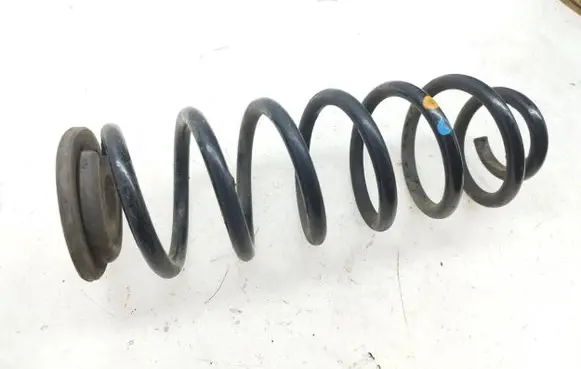 Volkswagen PASSAT CC Rear coil spring