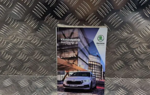 Skoda Octavia Mk4 User manual