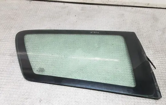 Toyota Corolla E120 E130 Rear side window