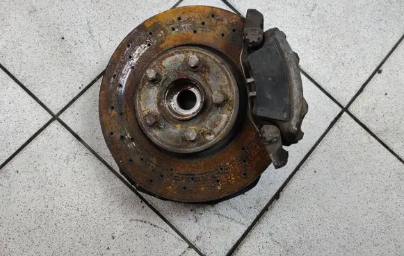Mercedes-Benz E W212 Front wheel hub spindle knuckle