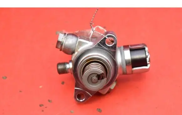 Mazda MX-5 NA Miata In-tank fuel pump P51B203F0