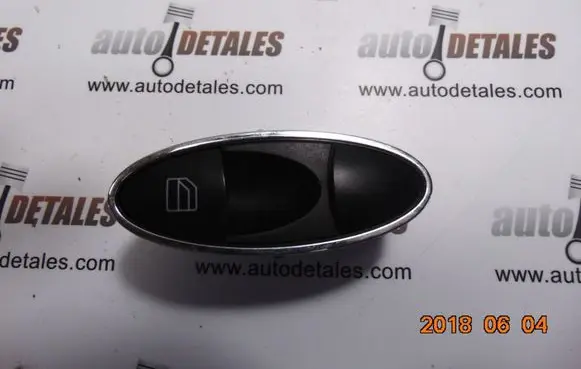Mercedes-Benz E W211 Electric window control switch A2118219958