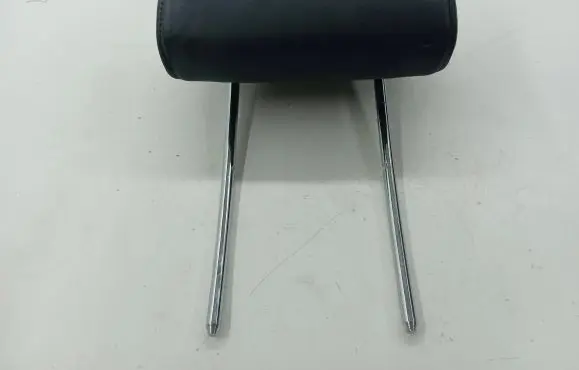 Audi Q7 4L Rear seat headrest 