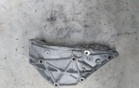 Generator/alternator bracket