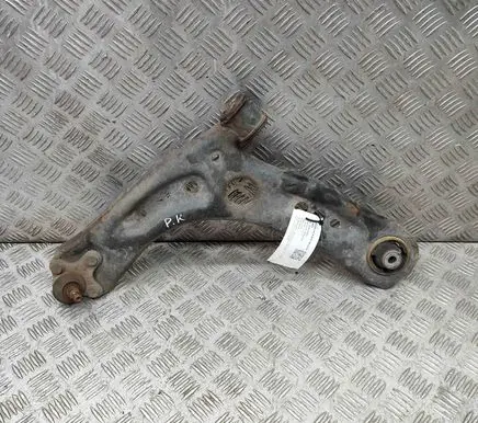 Volkswagen Golf VII Front lower control arm/wishbone 5Q0407151J