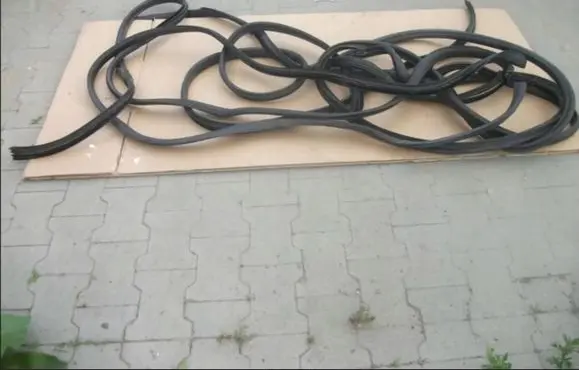 Mercedes-Benz ML W163 Front door rubber seal w163xxxxxxx