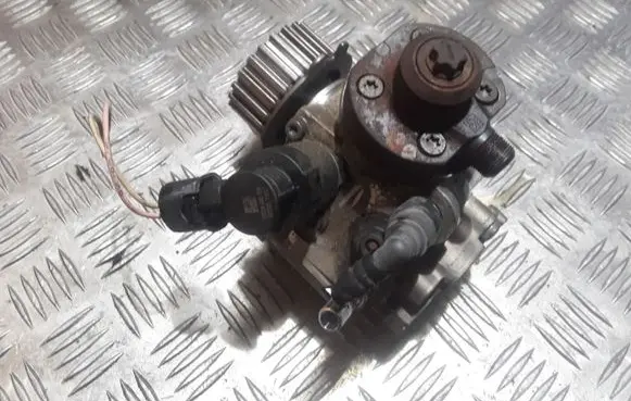 Peugeot 308 Fuel injection high pressure pump 9688499680 0445010516