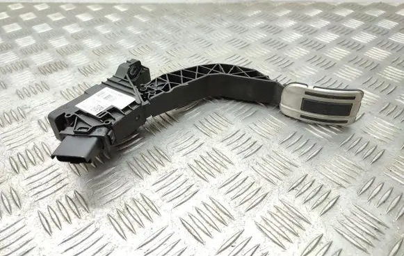 Peugeot 2008 II Accelerator throttle pedal 9837891880