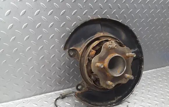 Nissan Juke I F15 Rear wheel hub 432021KA0A