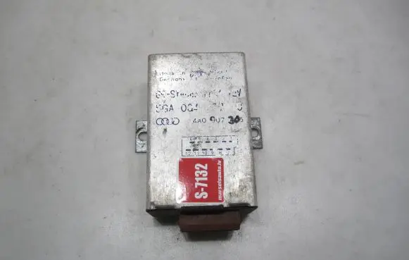 Audi A6 S6 C4 4A Cruise control unit/module 4A0907305 12111098 6574321