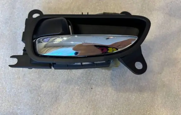 Lexus GS 300 400 430 Front door interior handle 69206-30180