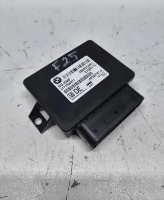BMW X3 F25 Hand brake control module 6887358 23122010 0171090871