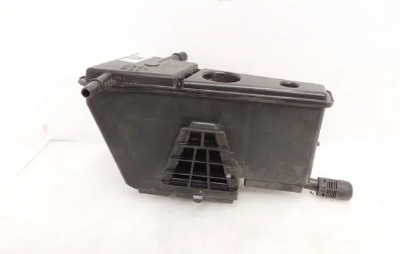 Mercedes-Benz CLA C118 X118 Active carbon filter fuel vapour canister A2474701604