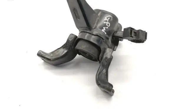 Toyota Auris E180 Engine mount bracket