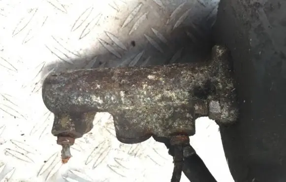 Master brake cylinder
