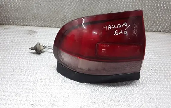 Mazda 626 Rear/tail lights 0431392