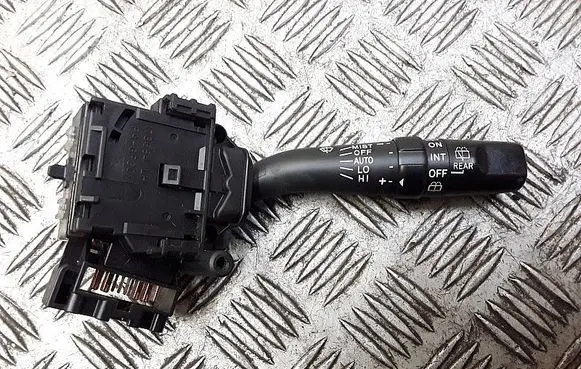 Toyota Avensis T220 Wiper switch 8465205170