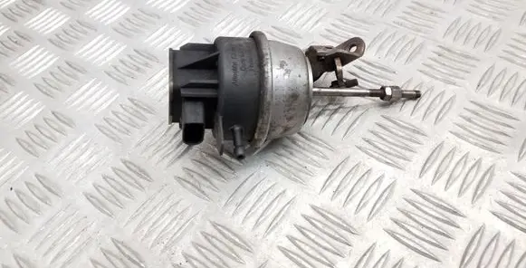 Audi A4 S4 B8 8K Turbine electric control actuator SMK306004