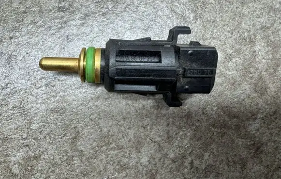 BMW 6 E63 E64 Coolant temperature sensor 1433077