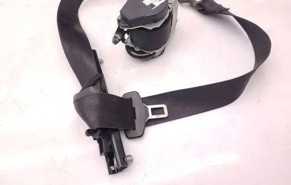 Mercedes-Benz Sprinter W906 Front seatbelt 601384100 A9068600088 9068600285