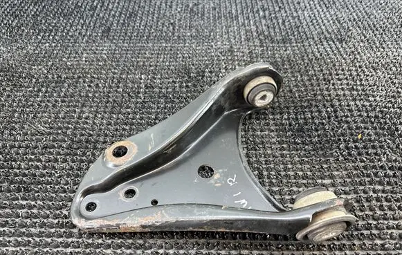 Renault Twingo II Front control arm 