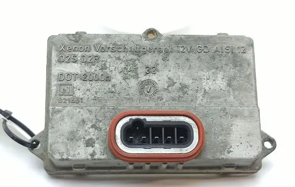 Mercedes-Benz E W211 Headlight ballast module Xenon 5DV00829000