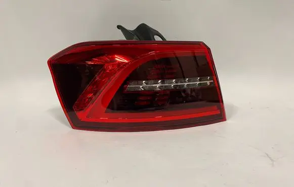 Volkswagen PASSAT B8 Rear/tail lights 3G9945207K 81440131