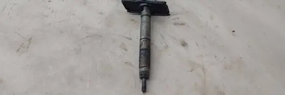 Audi Q7 4M Fuel injector 057130277AG 0445115058