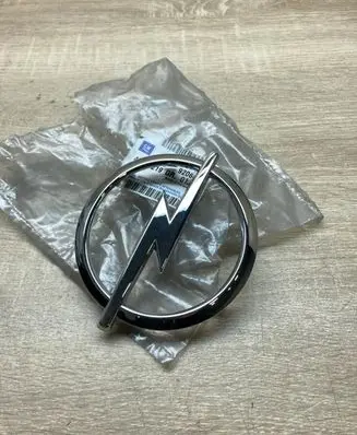Opel Agila A Manufacturer badge logo/emblem 9206831 09204874