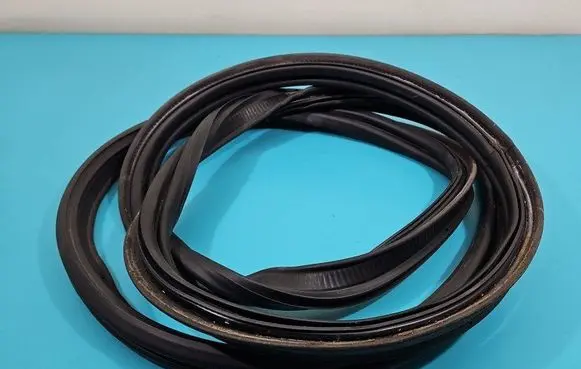 Renault Megane IV Seal rubber (tailgate) IMPRK1440163