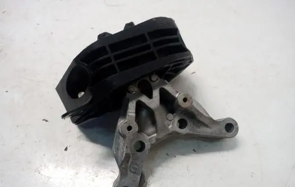 Peugeot 307 Engine mount vacuum valve 9834135980