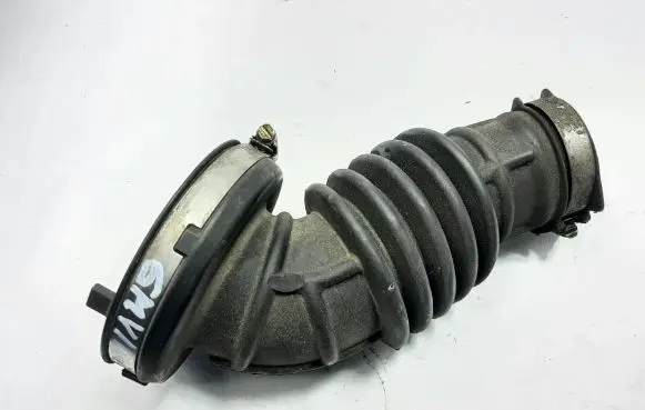 Opel Insignia B Air intake duct part 84120196