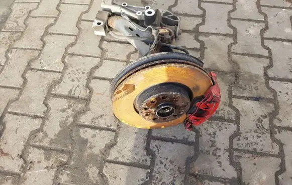 Volkswagen Eos Front wheel hub spindle knuckle