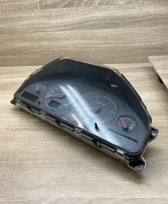 Volvo S80 Speedometer (instrument cluster) 9483487