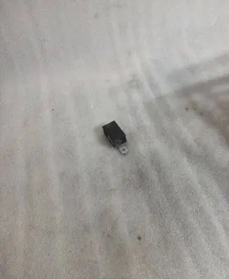 Mitsubishi Pajero Wing mirror control module MR583832