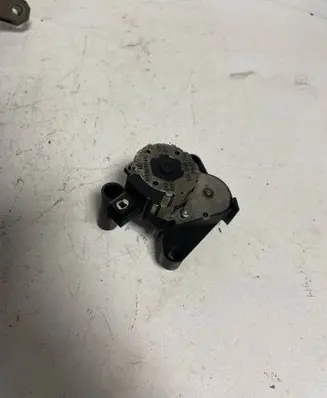 Mercedes-Benz A W168 Air flap motor/actuator A1688201442 5399046150
