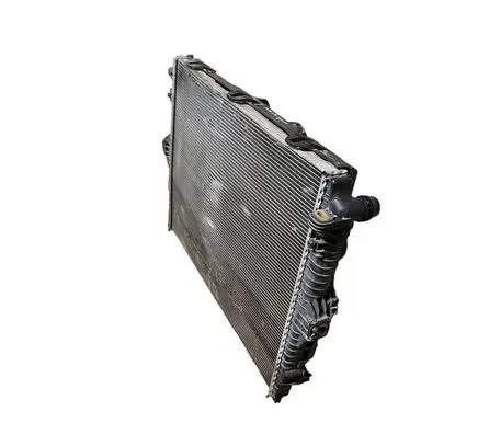 Porsche Cayenne (92A) Coolant radiator 7P0121207A 7P0121207 77260415