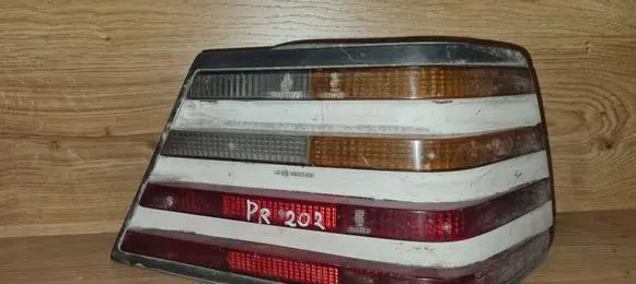 Mercedes-Benz E W124 Rear/tail lights 0153373R3