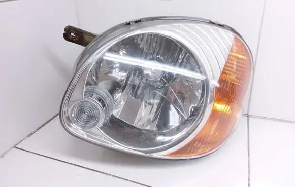 Hyundai Atos Prime Headlight/headlamp 082211124L