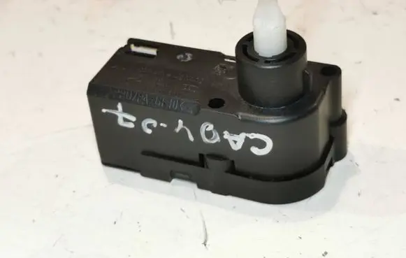 Volkswagen Caddy Headlight level adjustment motor 1J0941295A 0307853304