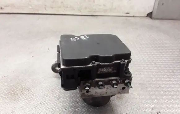 Mercedes-Benz B W245 ABS Pump 0265235225 A0064310812