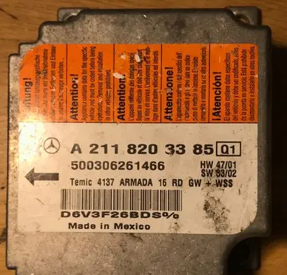 Mercedes-Benz E W211 Airbag control unit/module A2118203385 500306261466 D6V3F26BDS