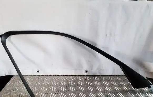 BMW X3 E83 Other front door trim element 3330209