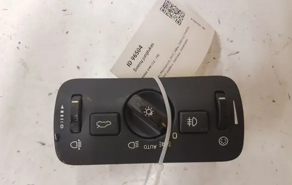 Volvo V40 Light switch 30739425