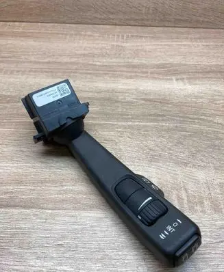 Volvo V70 Wiper control stalk 30798464 J6R3A