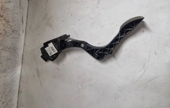 Citroen Jumpy Accelerator throttle pedal 1401281180