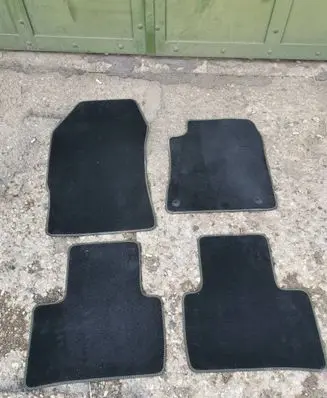 Peugeot 308 Car floor mat set 9839060680 9839060880 100747829