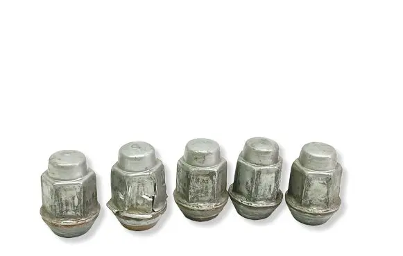 Jeep Grand Cherokee (WK) Nuts/bolts 