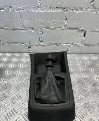 KIA Ceed Gear lever shifter trim leather/knob 846511H900 1404282